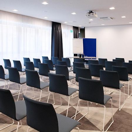 Holiday Inn Express Fuerth By Ihg Εξωτερικό φωτογραφία