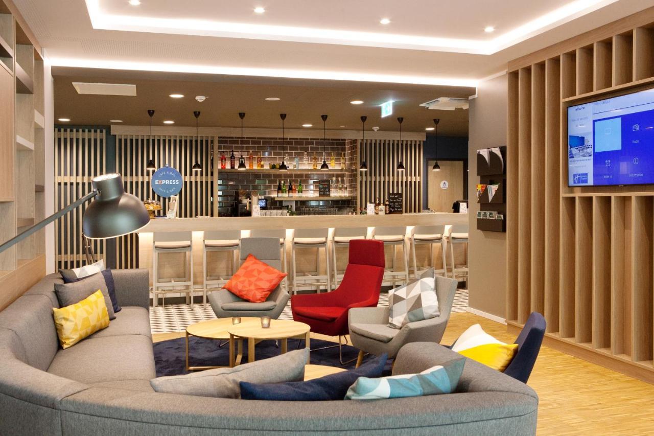 Holiday Inn Express Fuerth By Ihg Εξωτερικό φωτογραφία
