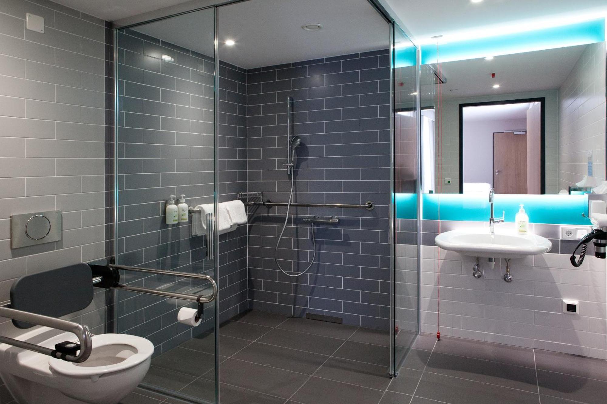 Holiday Inn Express Fuerth By Ihg Εξωτερικό φωτογραφία