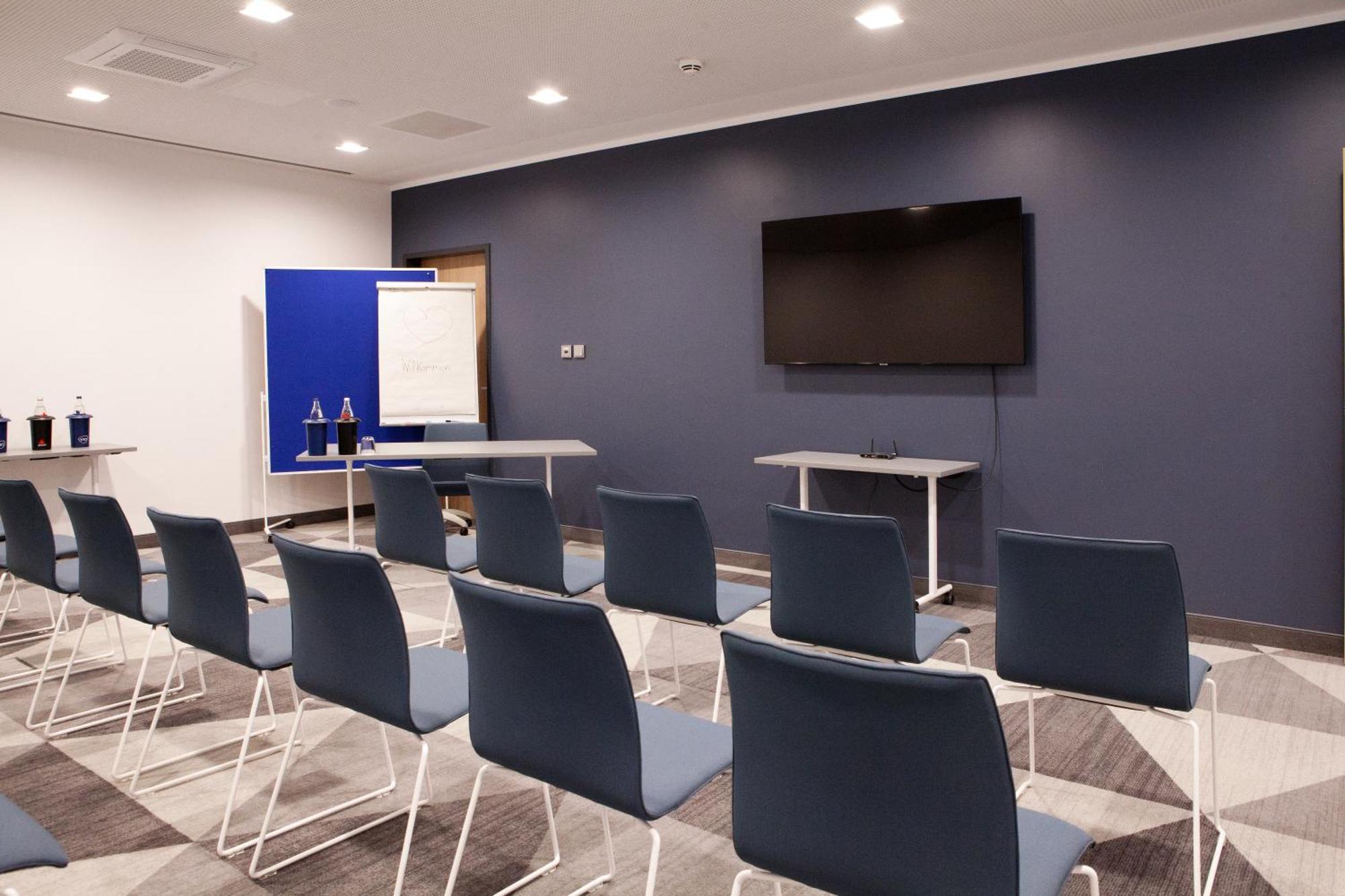 Holiday Inn Express Fuerth By Ihg Εξωτερικό φωτογραφία