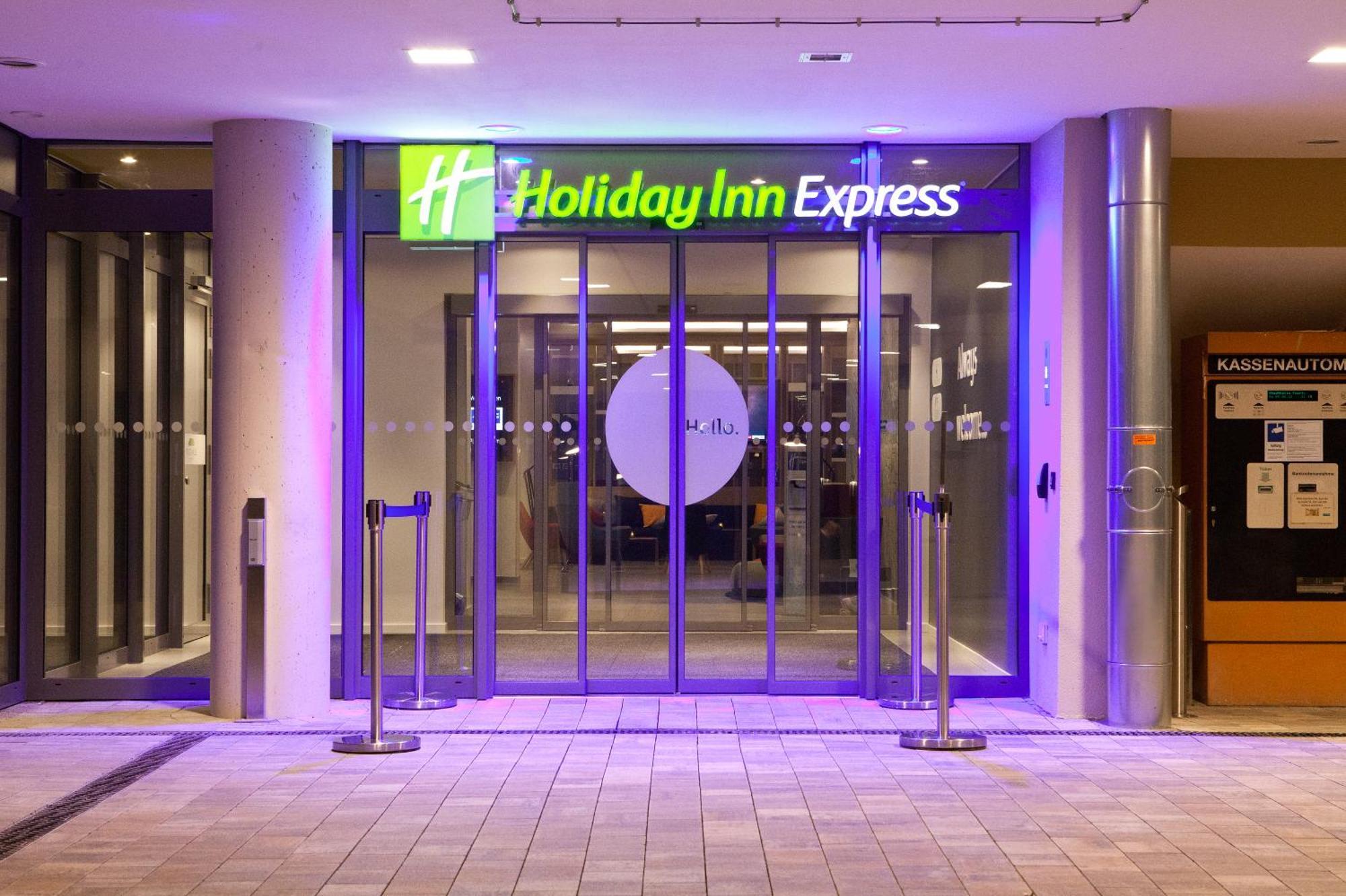 Holiday Inn Express Fuerth By Ihg Εξωτερικό φωτογραφία